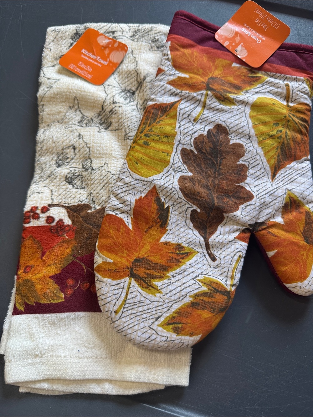 Autumn Leaves Oven Mitt and Kitchen Towel Set - Fall Brown/Orange